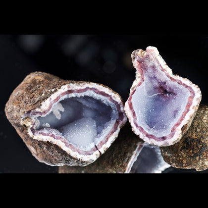 Two halves of a broken tabasco geode