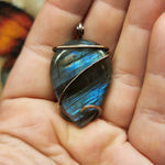 Blue Striped Labradorite Pendant Necklace in Copper