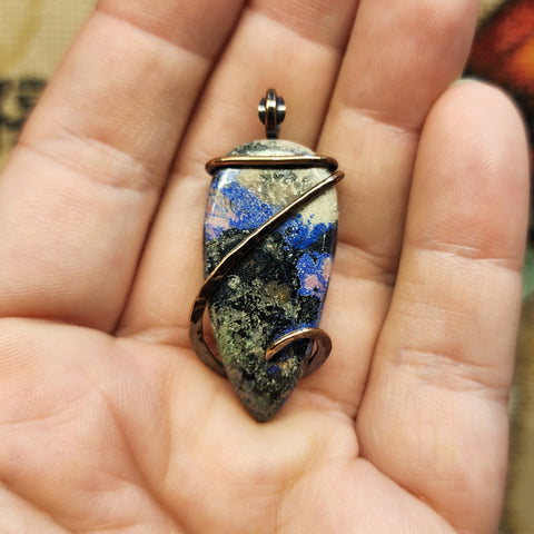 Cobaltoan Calcite Azurite Hematite Pendant in Copper