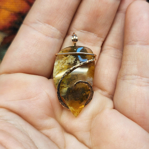 Carnelian Oregon Graveyard Point Plume Agate Pendant Necklace in 14kt Rose Gold Fill