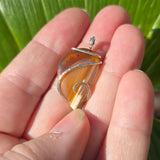 Carnelian Agate Pendant – Tension Wrapped in Sterling Silver