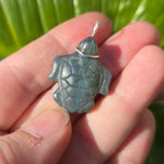 Driftglow – Labradorite Sea Turtle Pendant in Sterling Silver
