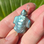 Driftglow – Labradorite Sea Turtle Pendant in Sterling Silver