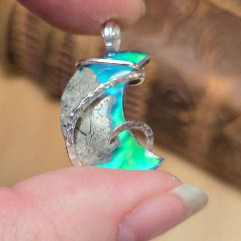 Marcasite Plume Agate Moon Pendant – Sterling Silver + Green Aurora Opal
