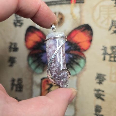 Rare Bright Purple Luna Agate Pendant in Silver – Mexican Orbicular Chalcedony
