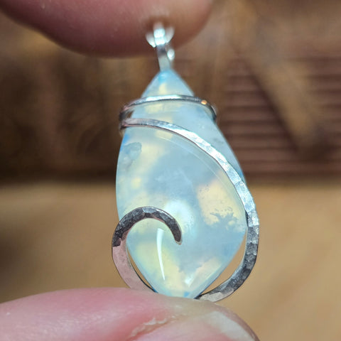 Sky Plume & Aurora Opal Triplet Pendant – Cloudlight in Sterling Silver