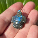 Tidewalker – Labradorite Sea Turtle Pendant in Sterling Silver