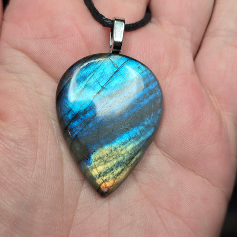 Labradorite Pendant – Electric Blue and Golden Fire Teardrop