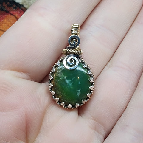 Brilliant Green Chrysoprase Pendant Necklace - Rock Your World 