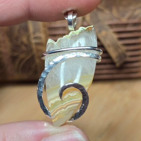 Crazy Lace Agate Pendant – Sunrise Crest in Sterling Silver