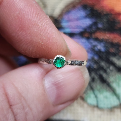 Emerald Stacking Ring in Sterling Silver Sz 5.5