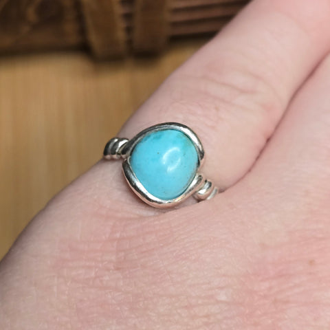 Natural Turquoise Ring sz 8 – Robin Egg Blue Stone in Sterling Silver