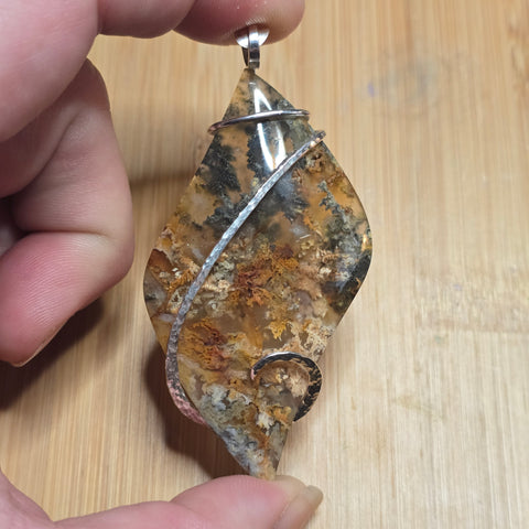 Graveyard Point Plume Agate Pendant – Oregon Microbialite in Forged Embrace