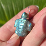 Driftglow – Labradorite Sea Turtle Pendant in Sterling Silver