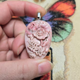Carved Rhodonite Rose Pendant – Soft Pink Floral Statement Necklace