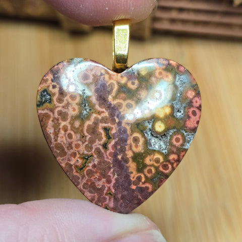 River Jasper Heart Pendant – Orbicular Stone in Gold Tone