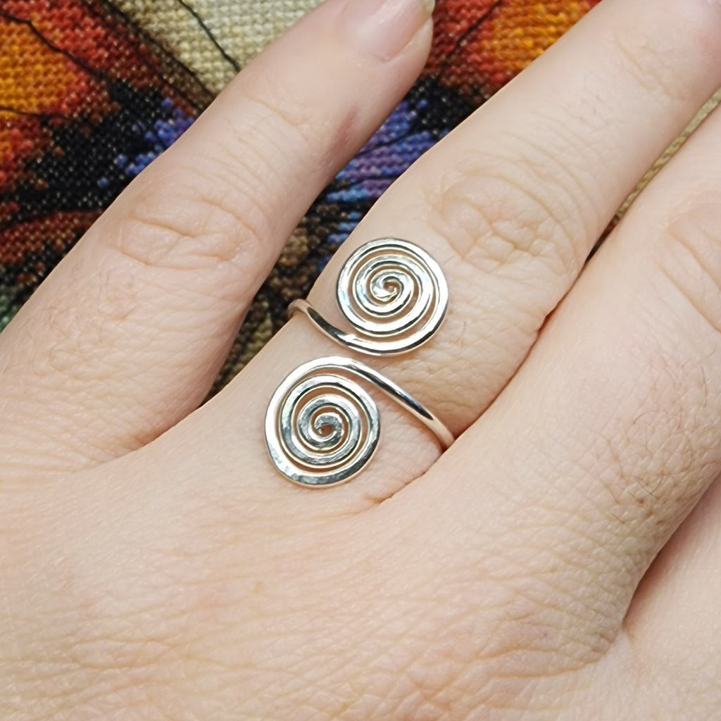 Silver Spiral Icelandic Viking Wolf Ring in 2 Sizes - Viking Jewelry